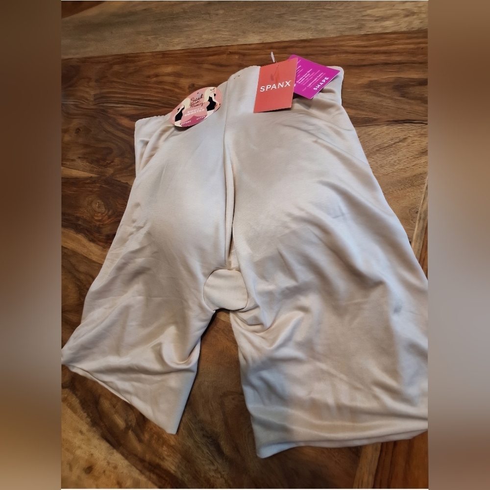 SPANX Beige Booty Booster Shapewear Shorts